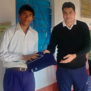 winter-sweater-poor-children